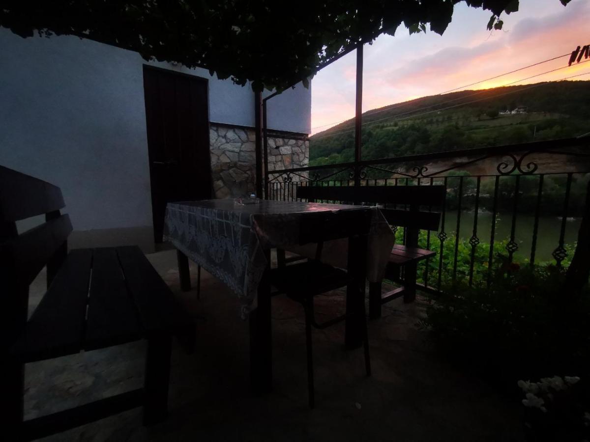 Prenociste Na Drini Foca Bed & Breakfast Ngoại thất bức ảnh