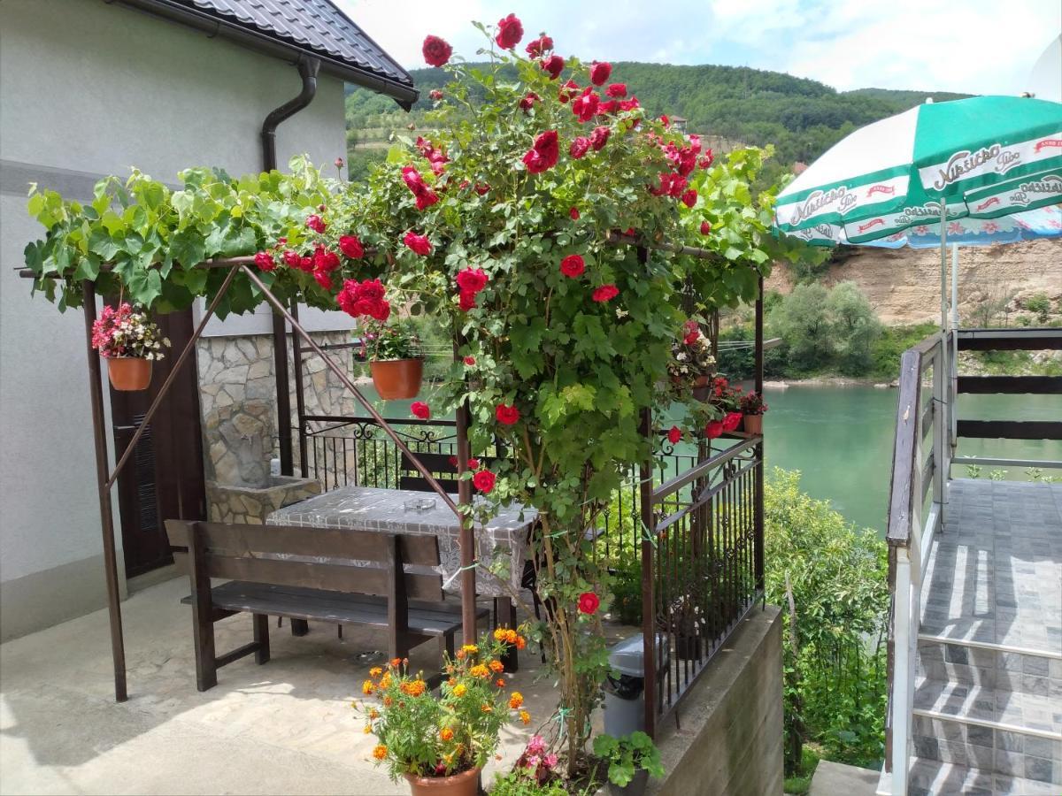 Prenociste Na Drini Foca Bed & Breakfast Ngoại thất bức ảnh