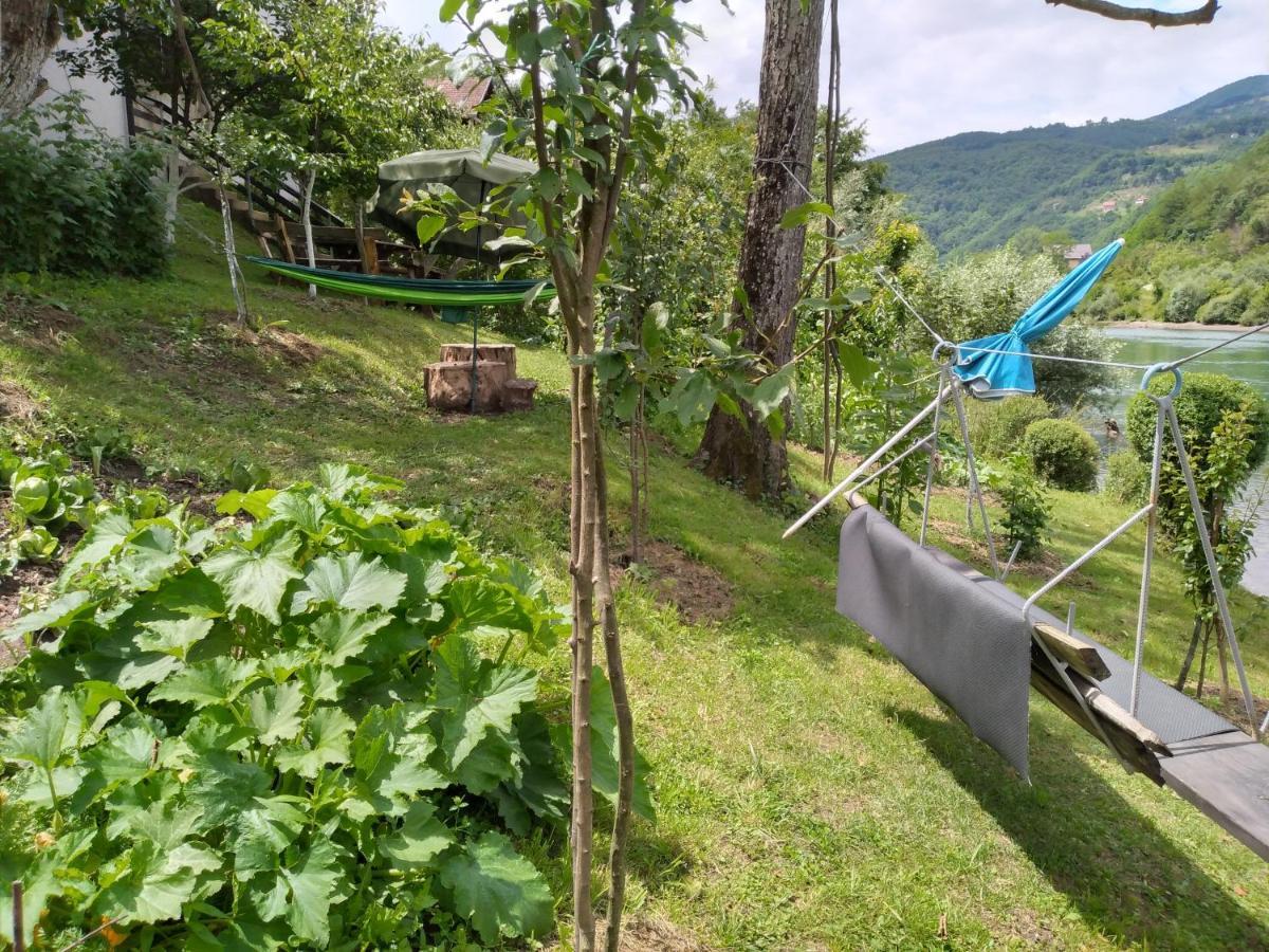 Prenociste Na Drini Foca Bed & Breakfast Ngoại thất bức ảnh