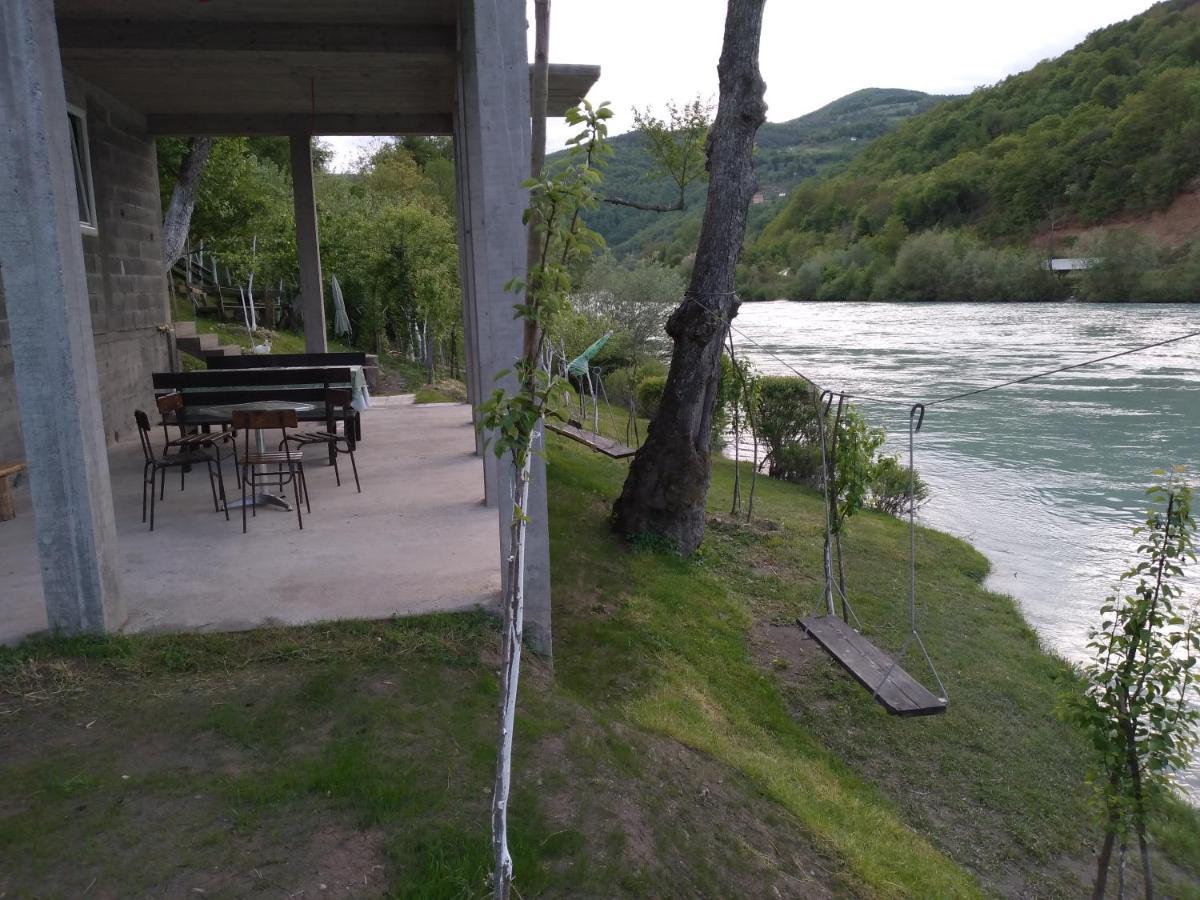 Prenociste Na Drini Foca Bed & Breakfast Ngoại thất bức ảnh