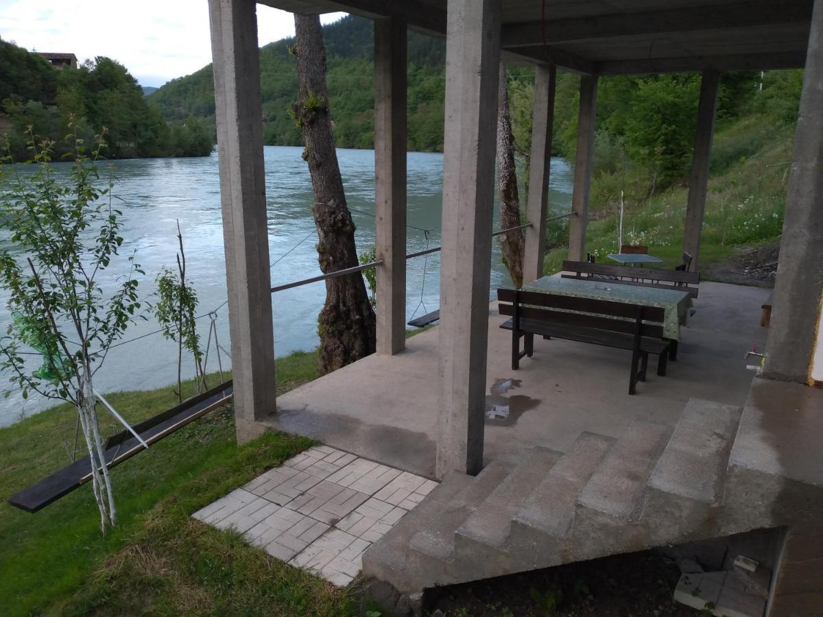 Prenociste Na Drini Foca Bed & Breakfast Ngoại thất bức ảnh