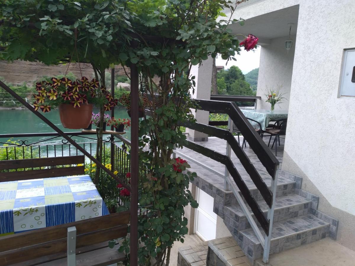 Prenociste Na Drini Foca Bed & Breakfast Ngoại thất bức ảnh